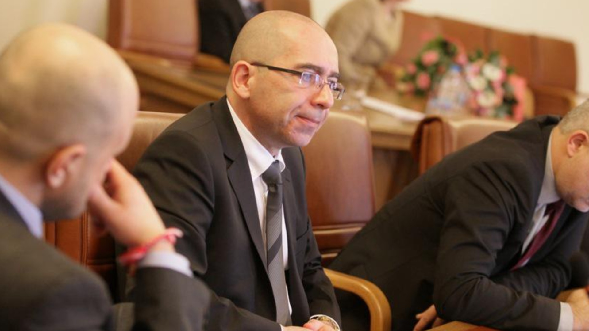 Бивш здравен министър за източването на Касата: Защо "парите следват пациента" и защо още ползваме "недоразумението клинична пътека"?