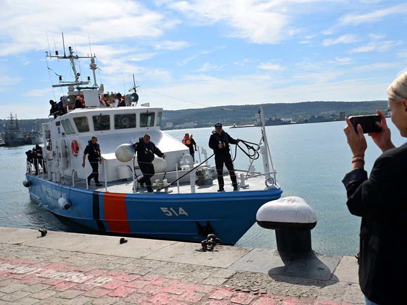 В много тежко състояние е един от пострадалите моряци при атаката с дронове край Варна