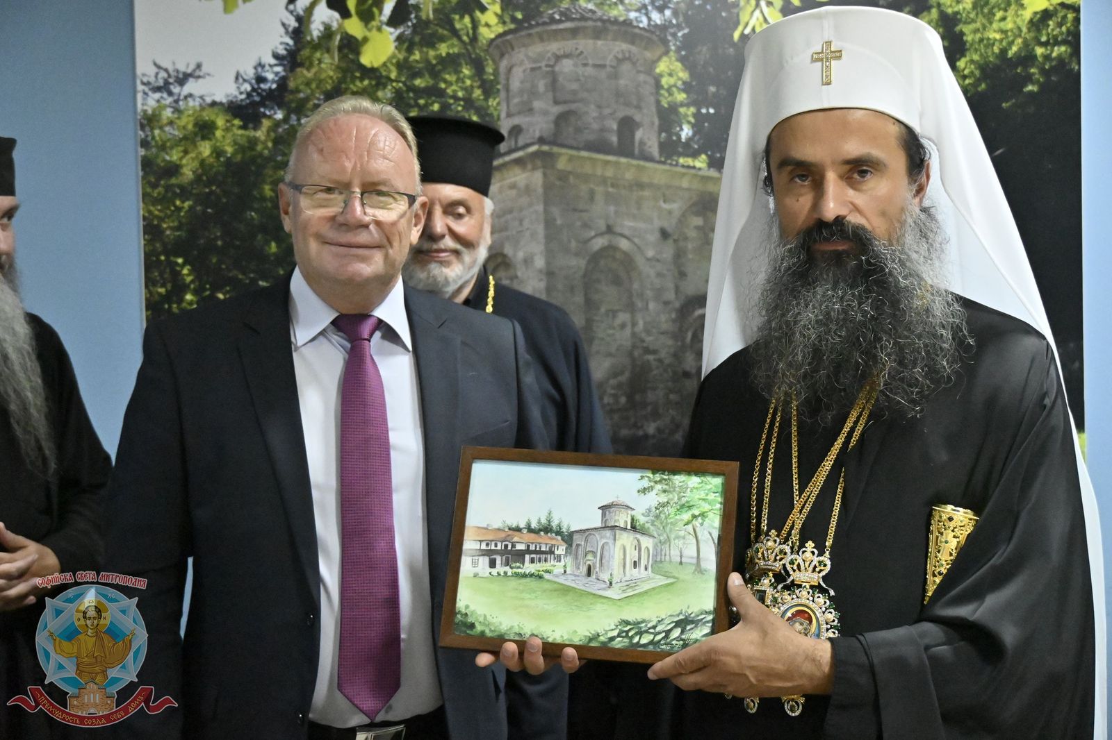 Българският патриарх Даниил посети град Земен!